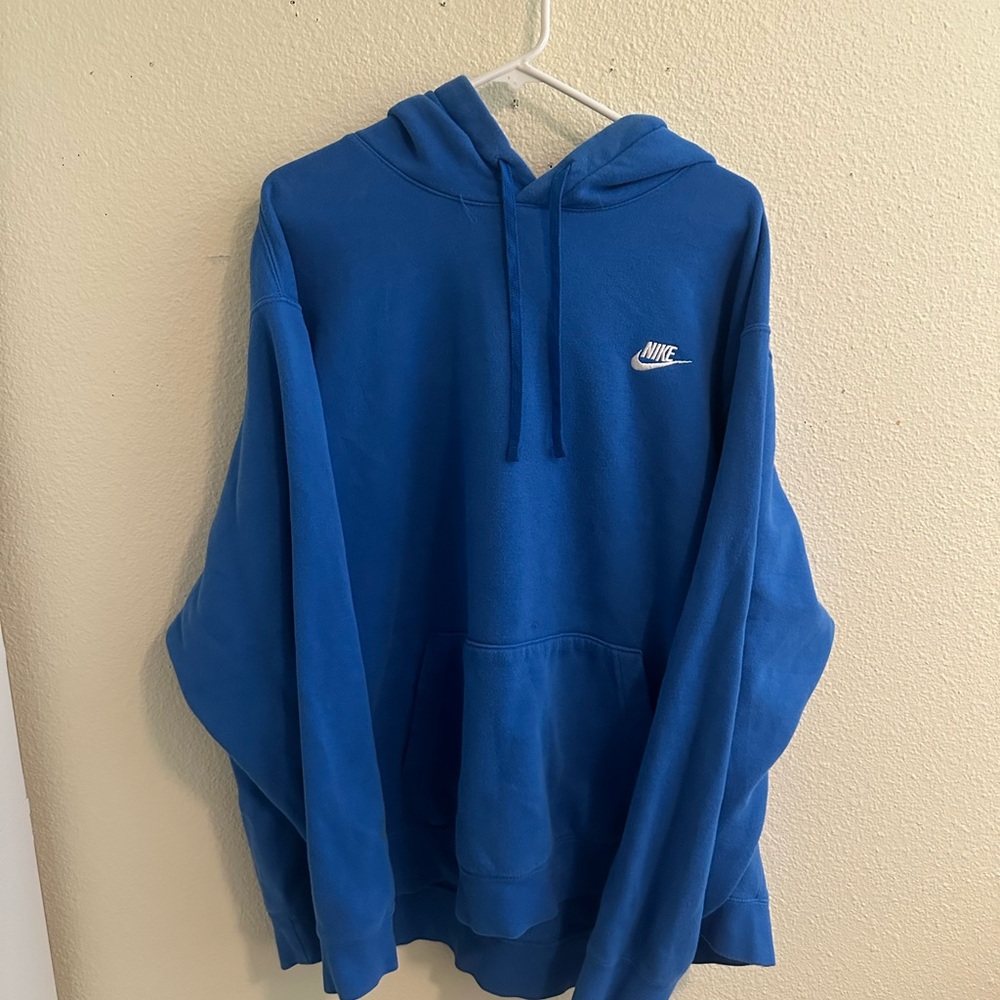 nike hoodie